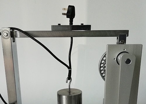 Manual IEC60884 Figure 20 Cord Retention Testing Apparatus 1