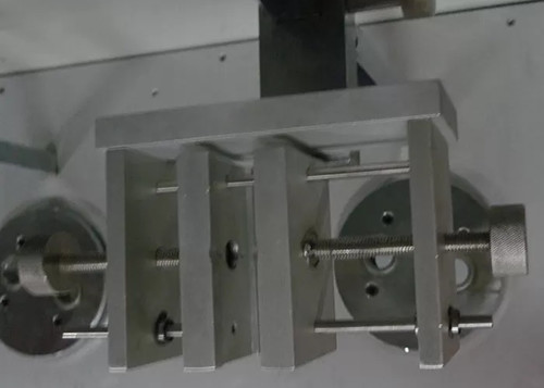 Checking Conductors Damage IEC60884 Fig11 Test Apparatus 0